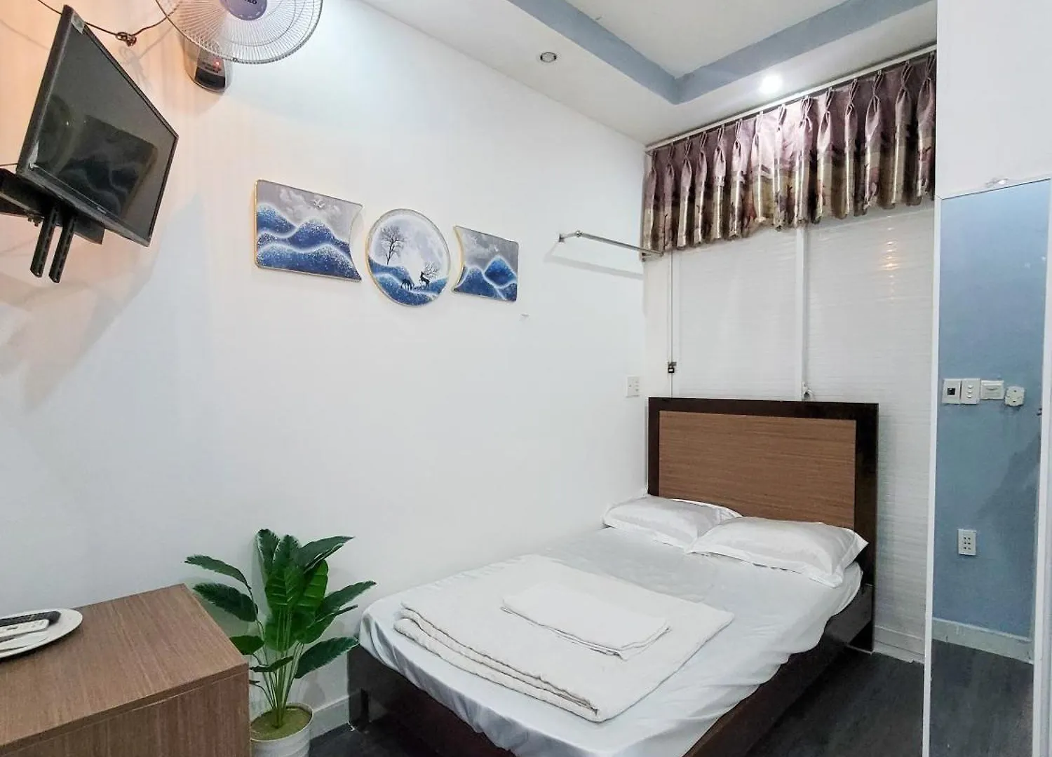 Yhd Hotel Ho Chi Minh City