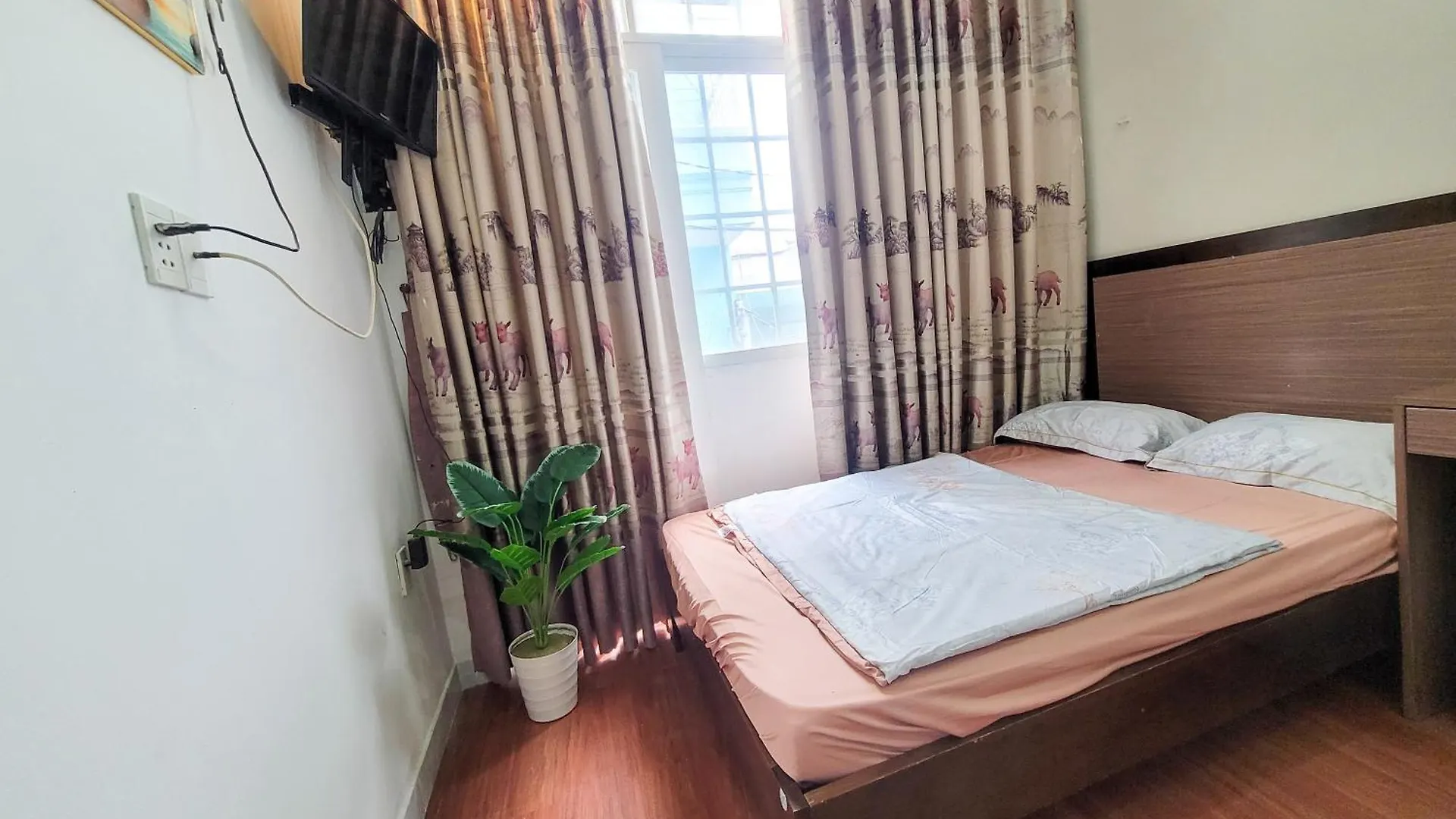 Yhd Hotel Ho Chi Minh City